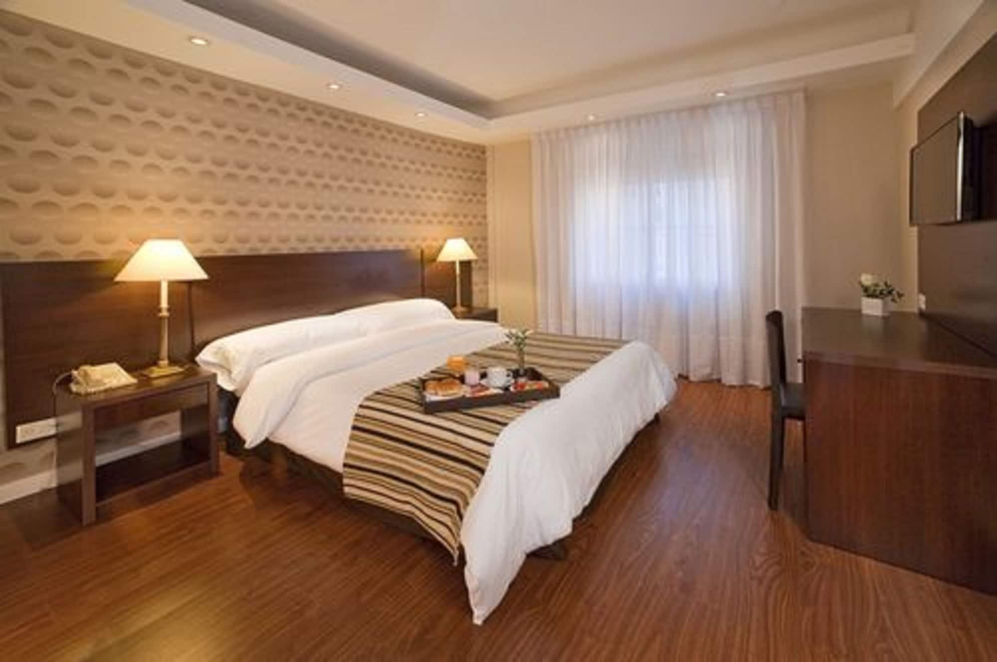 Dora Hotel Буэнос-Айрес Экстерьер фото